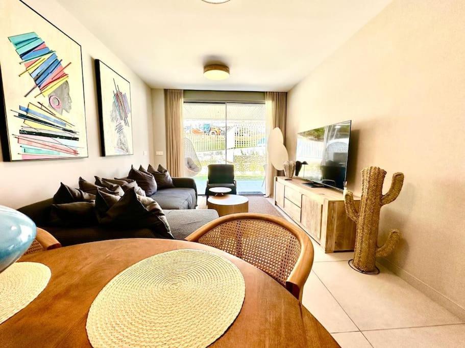 Apartment Beachside Haven