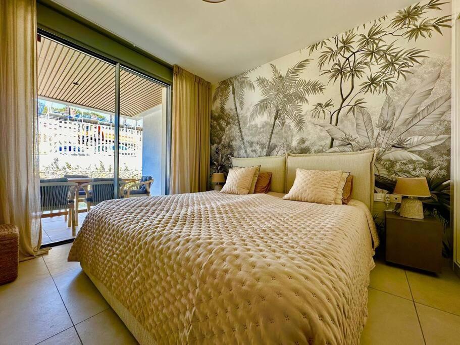 Beachside Haven